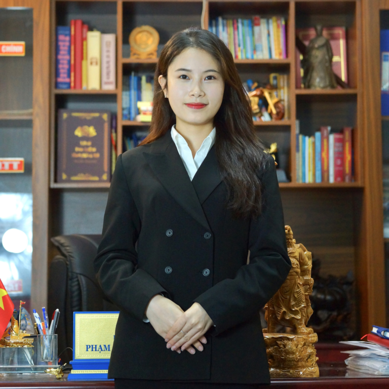 Đinh Cẩm Tú